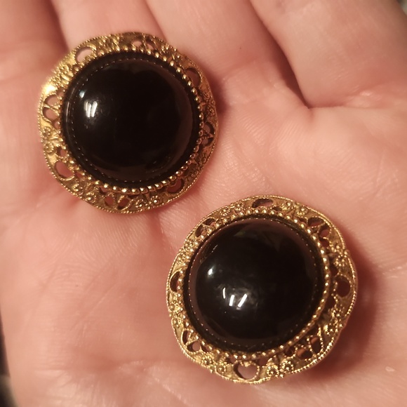 Mainly vintage clip earings - Picture 4 of 16